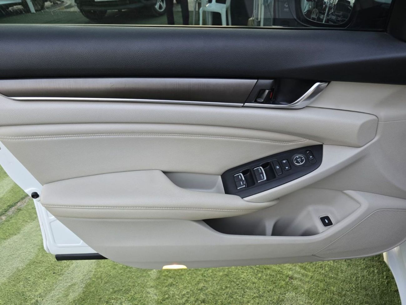 Honda Accord EXL 1.5L HONDA ACCORD 2020 MID OPTION PUSH START GCC clean car no any work required just buy and dri