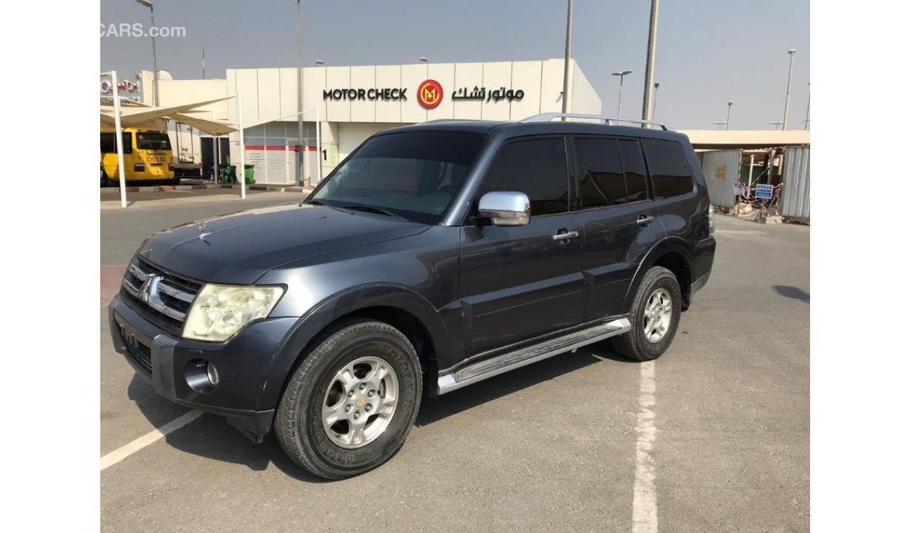 Mitsubishi Pajero 2007 gcc very celen car