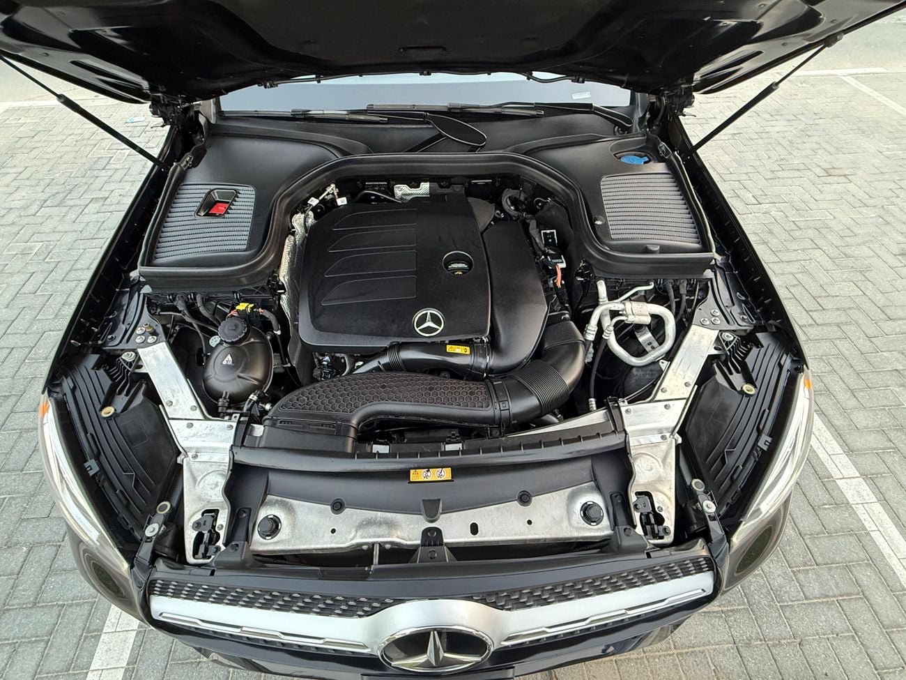 مرسيدس بنز GLC 300