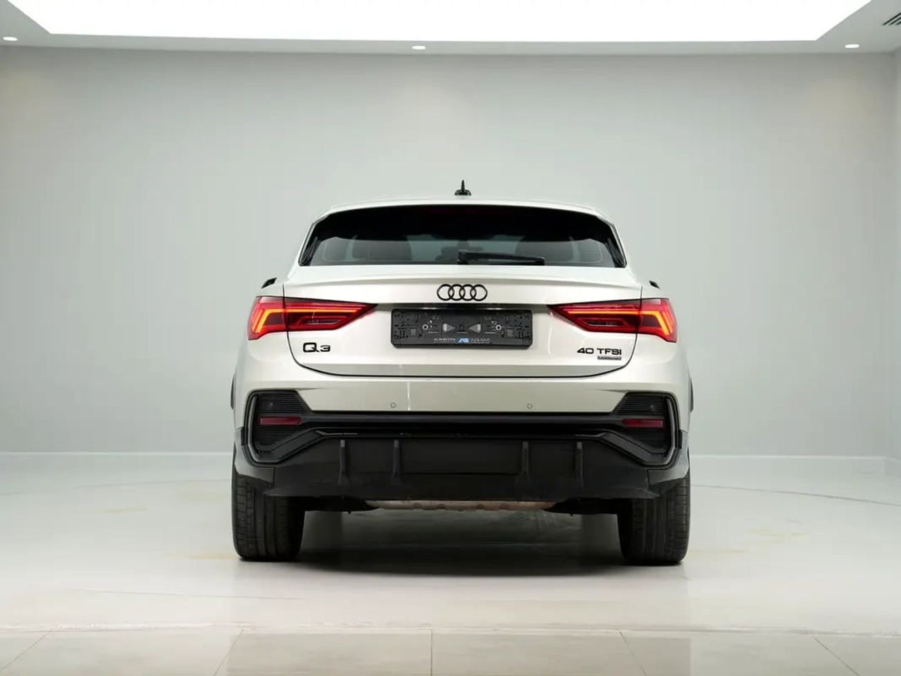 Audi Q3 40 TFSI S-LINE SPORTBACK GCC specs S line Quattro