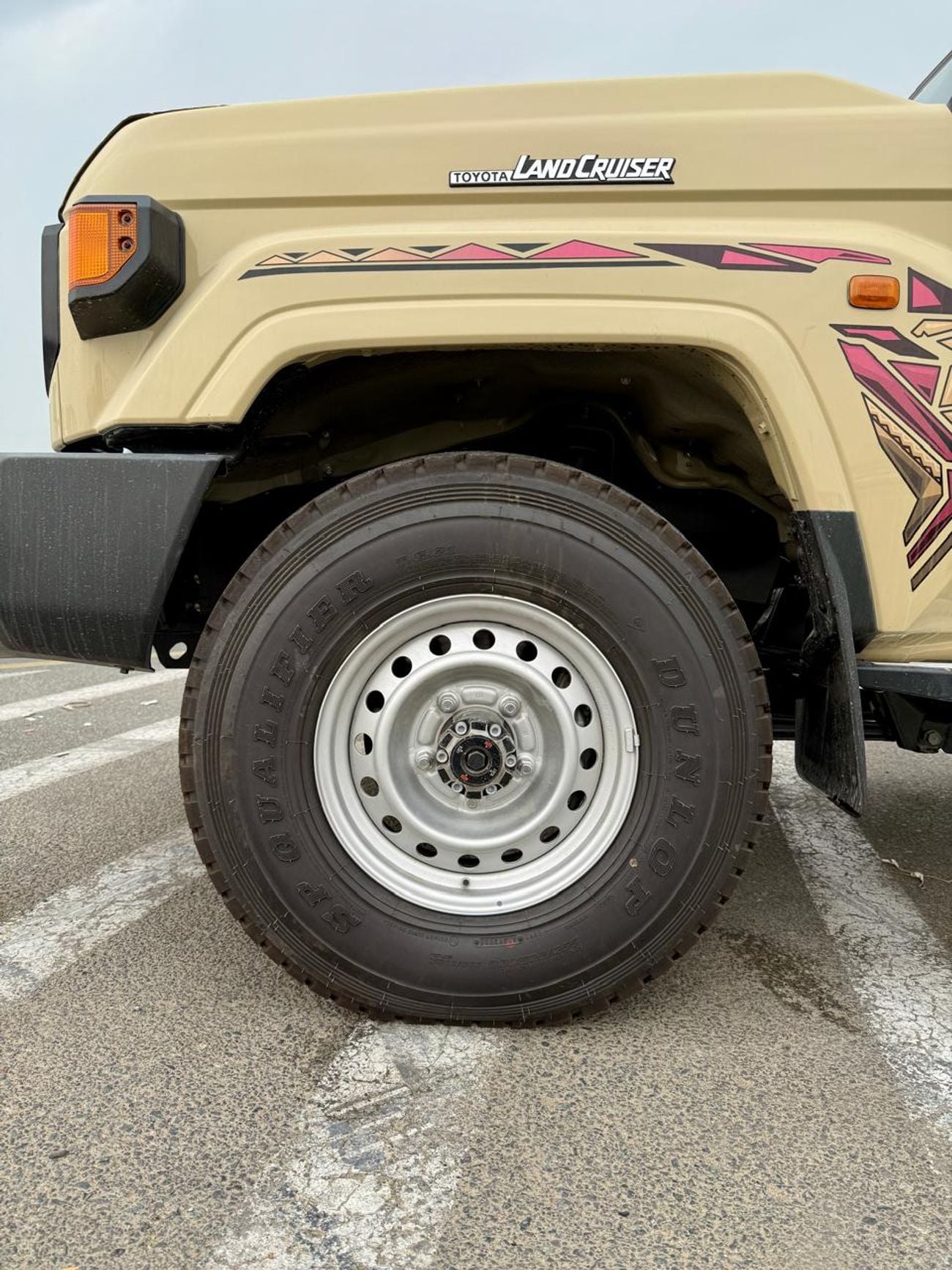 تويوتا لاند كروزر بيك آب SC 4.0L