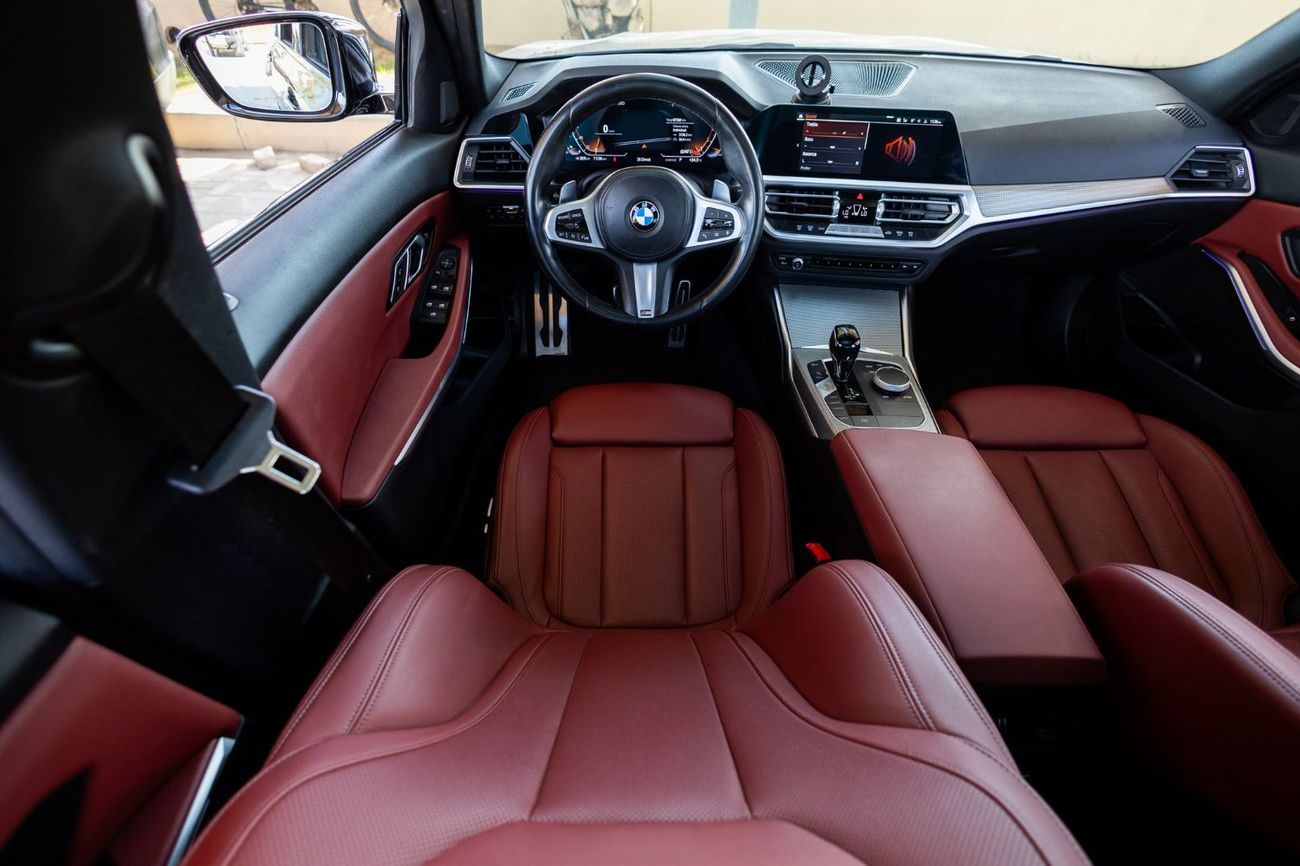 BMW 330i M Sport 2.0L (255 HP)