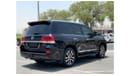 Toyota Land Cruiser VXR 5.7 L "Black Edition" 2018 / GCC Spec