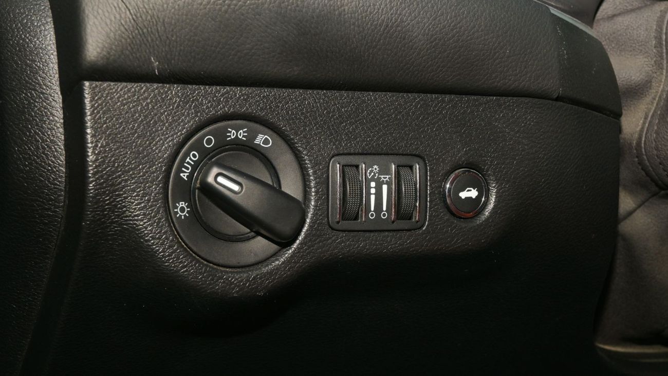 Dodge Challenger SXT Blackline 3.6L Dodge Challenger Demon Kit | Low Milage | Perfect Condition 2020