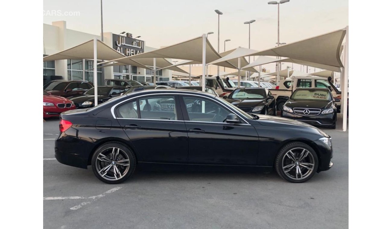 BMW 320i Bmw 320 model 2018 GCC car perfect condition full option