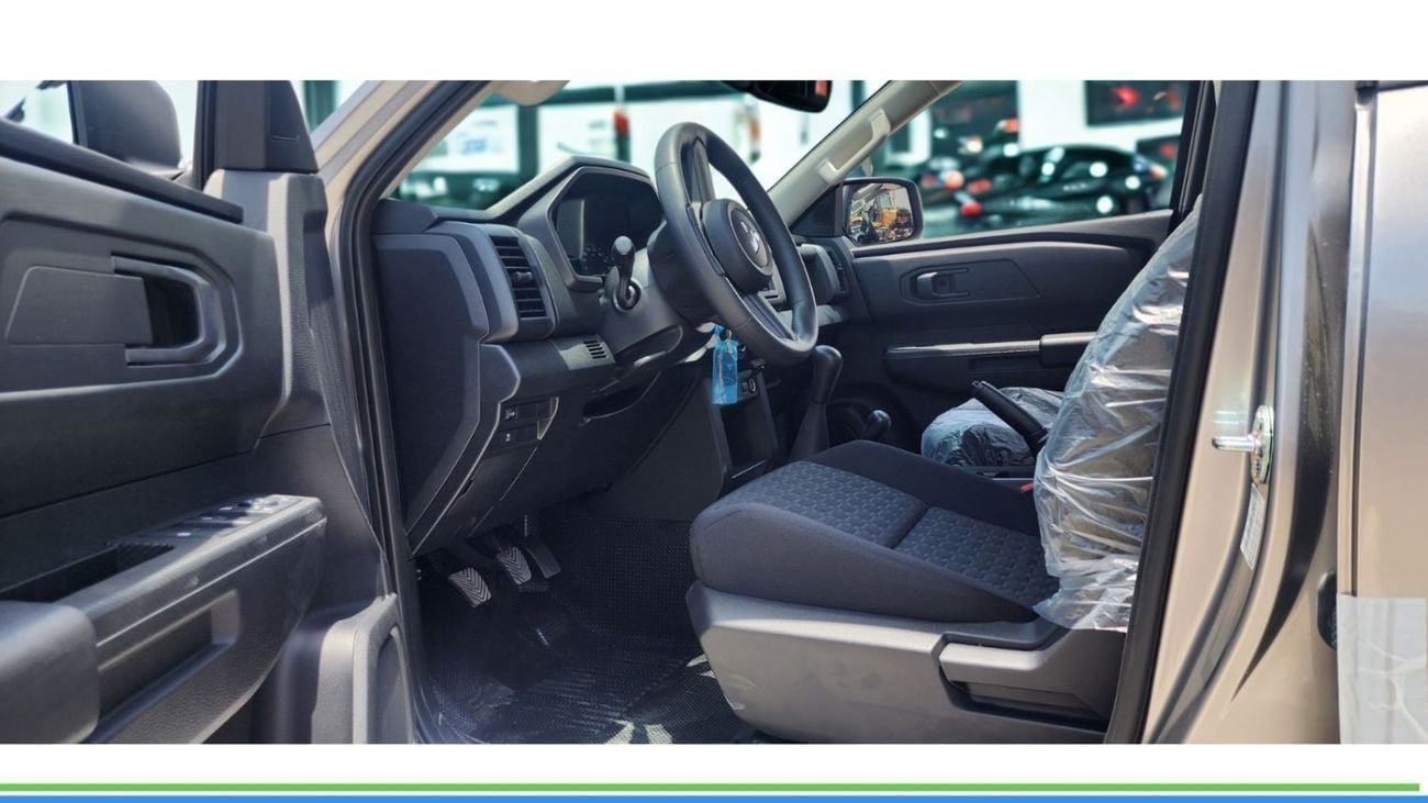 Mitsubishi L200 Mitsubishi L200 2.4L Diesel D-Cabin 4x4 GL M/T Mid-Line MY-2026