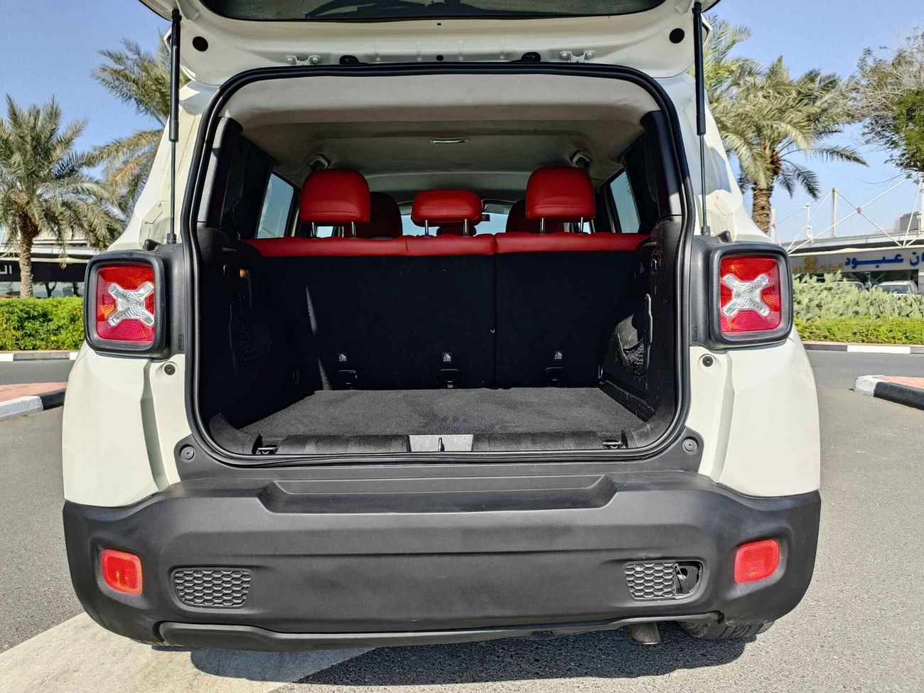 Jeep Renegade LATITUDE/ DVD/ LEATHER/ LOT#39541