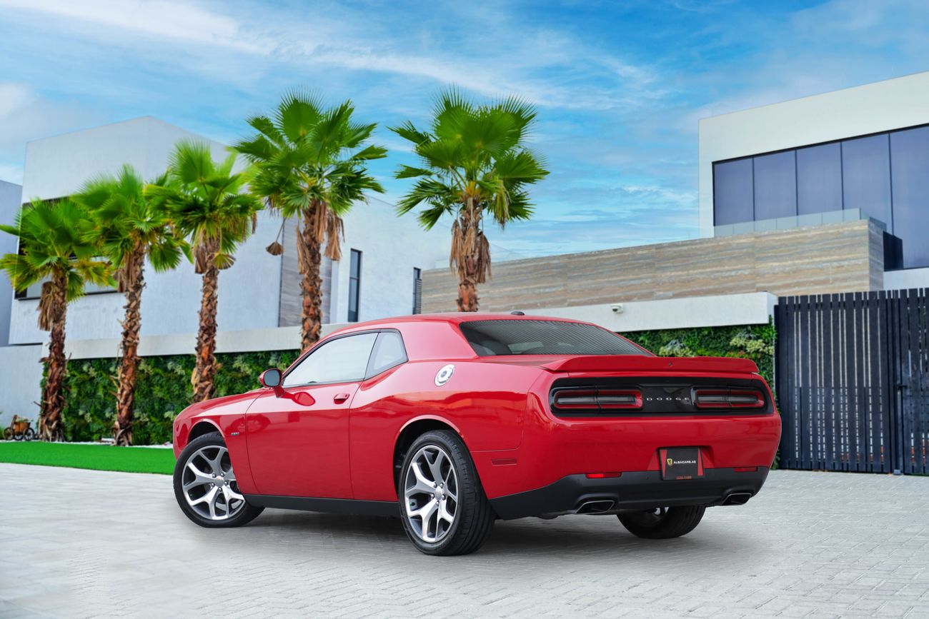Dodge Challenger RT Hemi  | 1,761 P.M  | 0% Downpayment | Full Agency History!