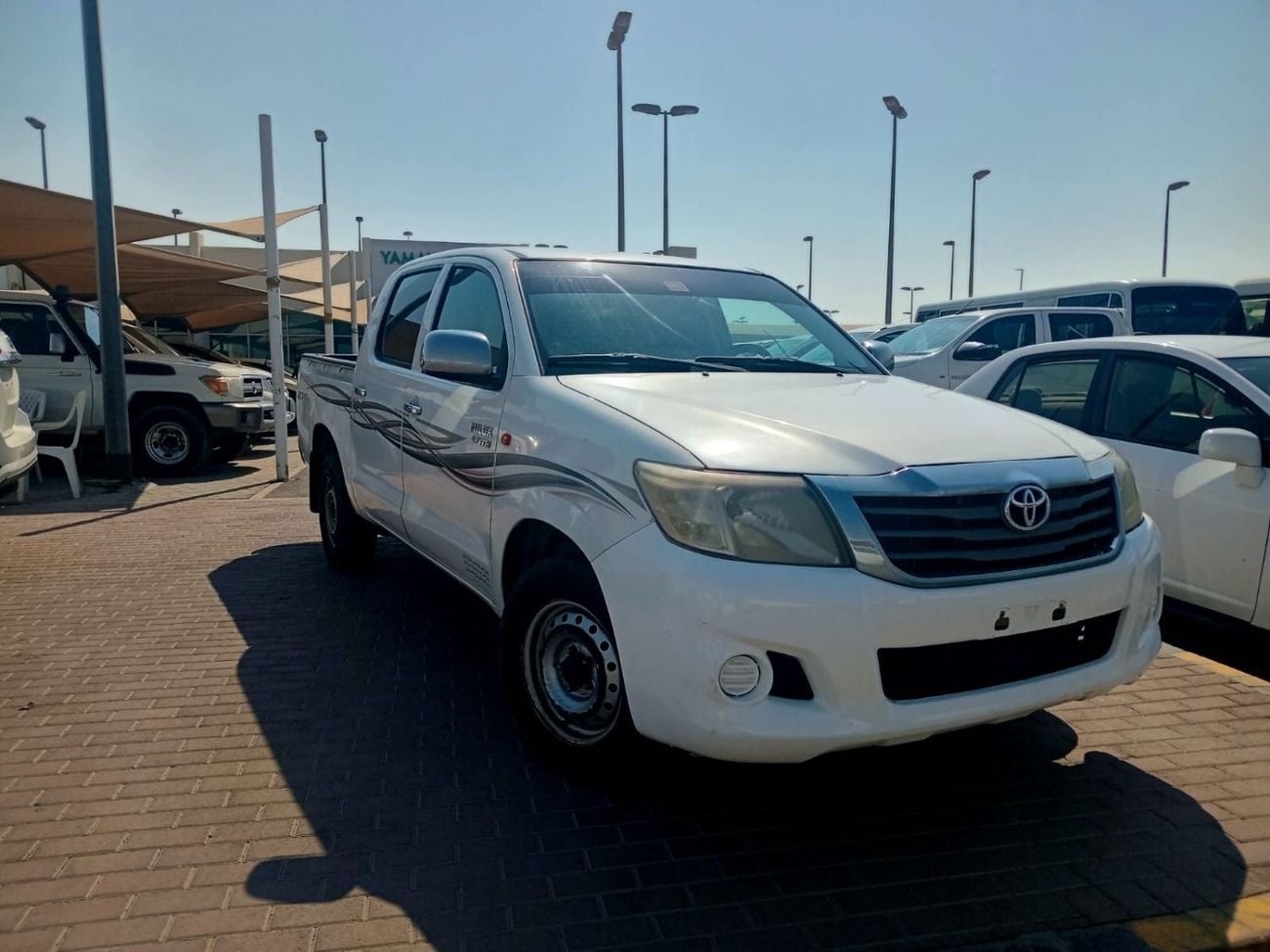 تويوتا هيلوكس DC 2.7L 2WD PETROL MANUAL TRANSMISSION