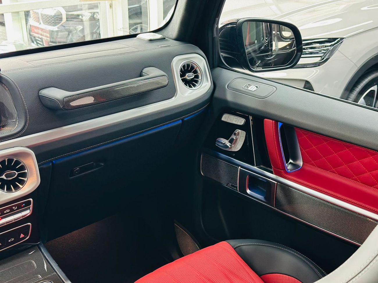 Mercedes-Benz G 63 AMG MERCEDES BENZ G63 AMG