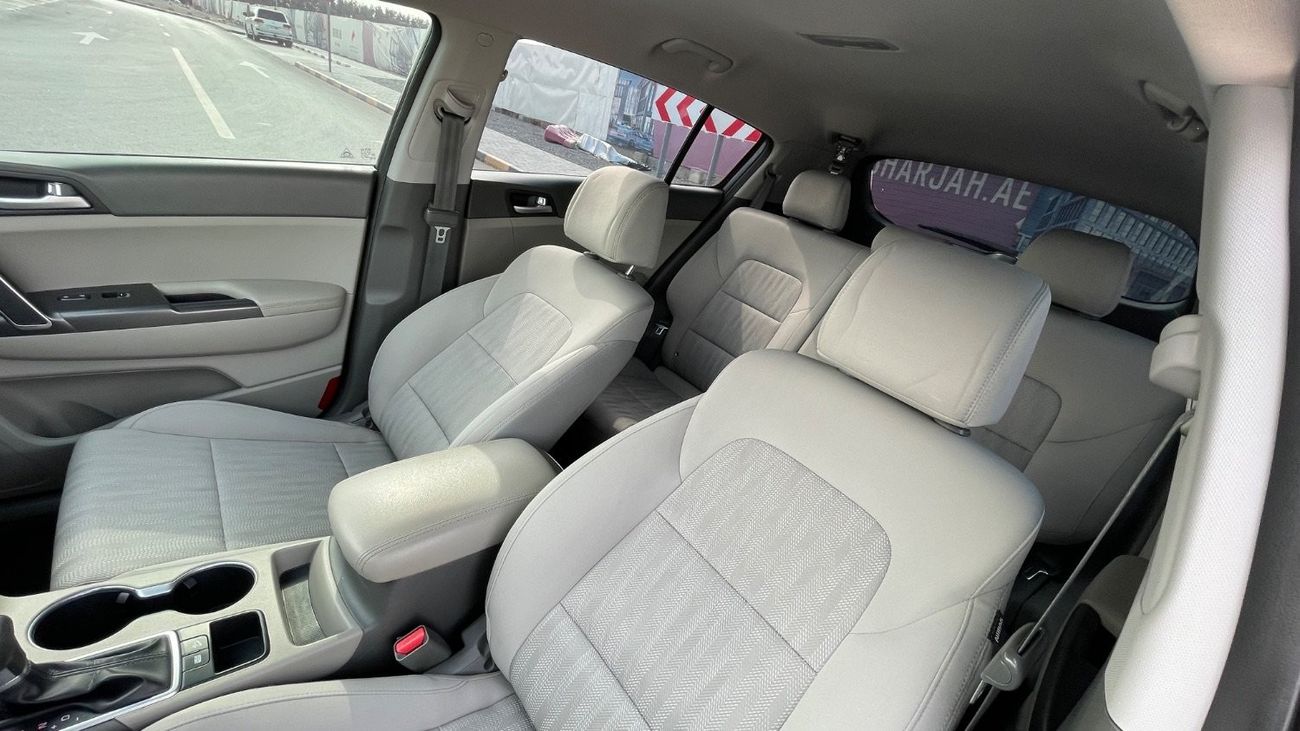 Kia Sportage LX 2.4L