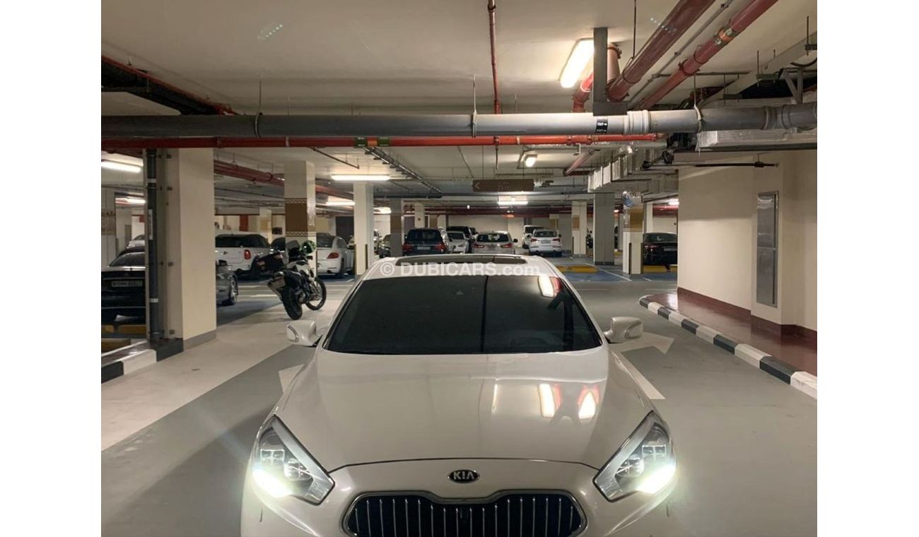 Kia Quoris 2014 g cc full options no 1 F. S. H