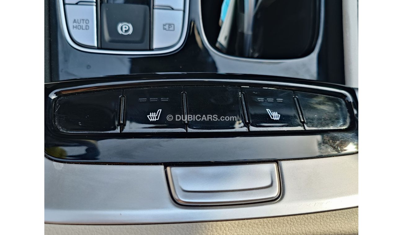 Hyundai Tucson // 985  AED Monthly // 1 yr Warranty // 1 yr Insurance // Registration  (LOT # 37223)