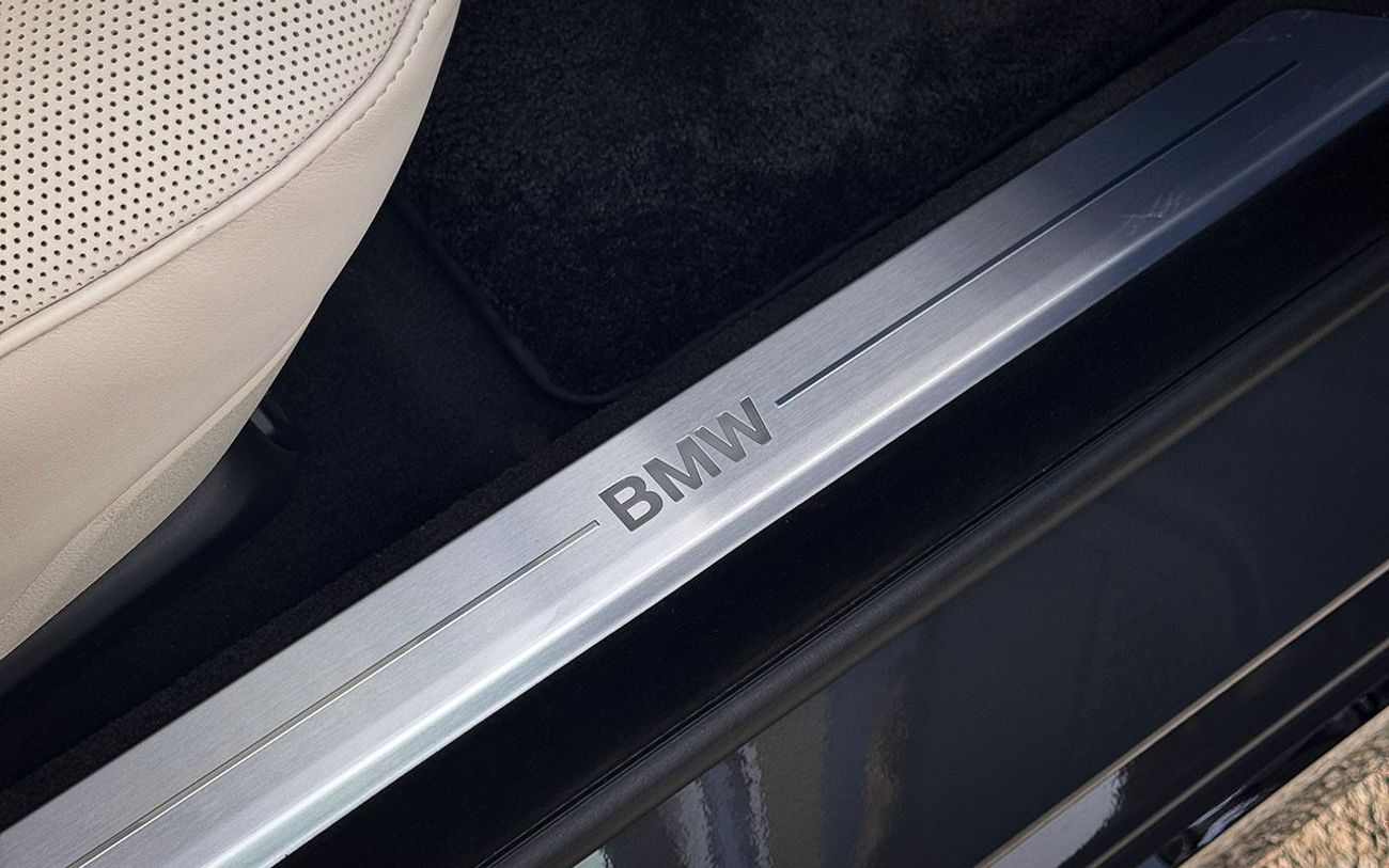 BMW i7 xDrive60 Excellence Pro Right Hand Drive