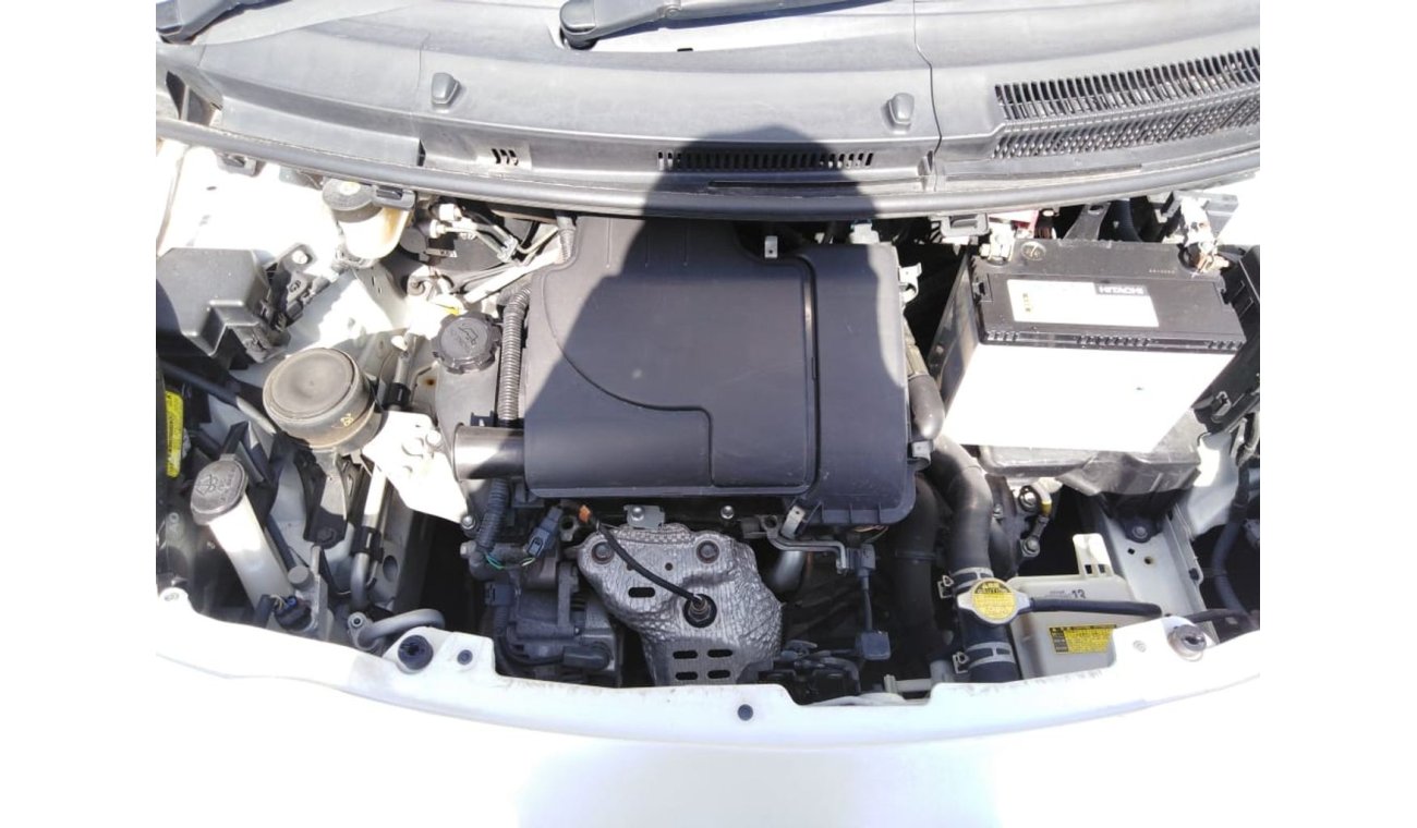 Toyota Yaris Toyota Vitz (Stock no PM 127 )