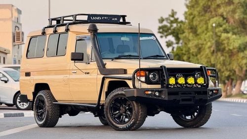 Toyota Land Cruiser GOOD CONDITION | MANUAL TRANSMISSION | 10-SEATER | 4.2L DIESEL ENGINE | 4WD