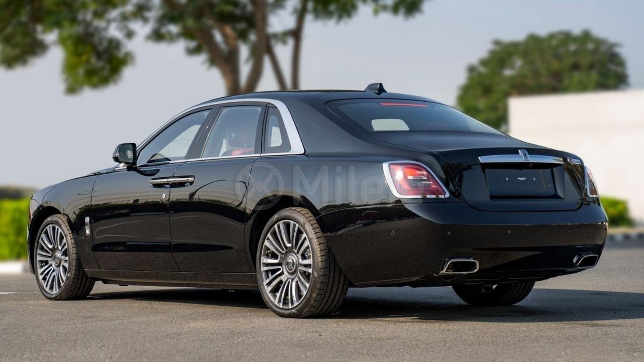 Rolls Royce Ghost 4-SEATER VIP + STARLIGHT - WARRANTY AVAILABLE