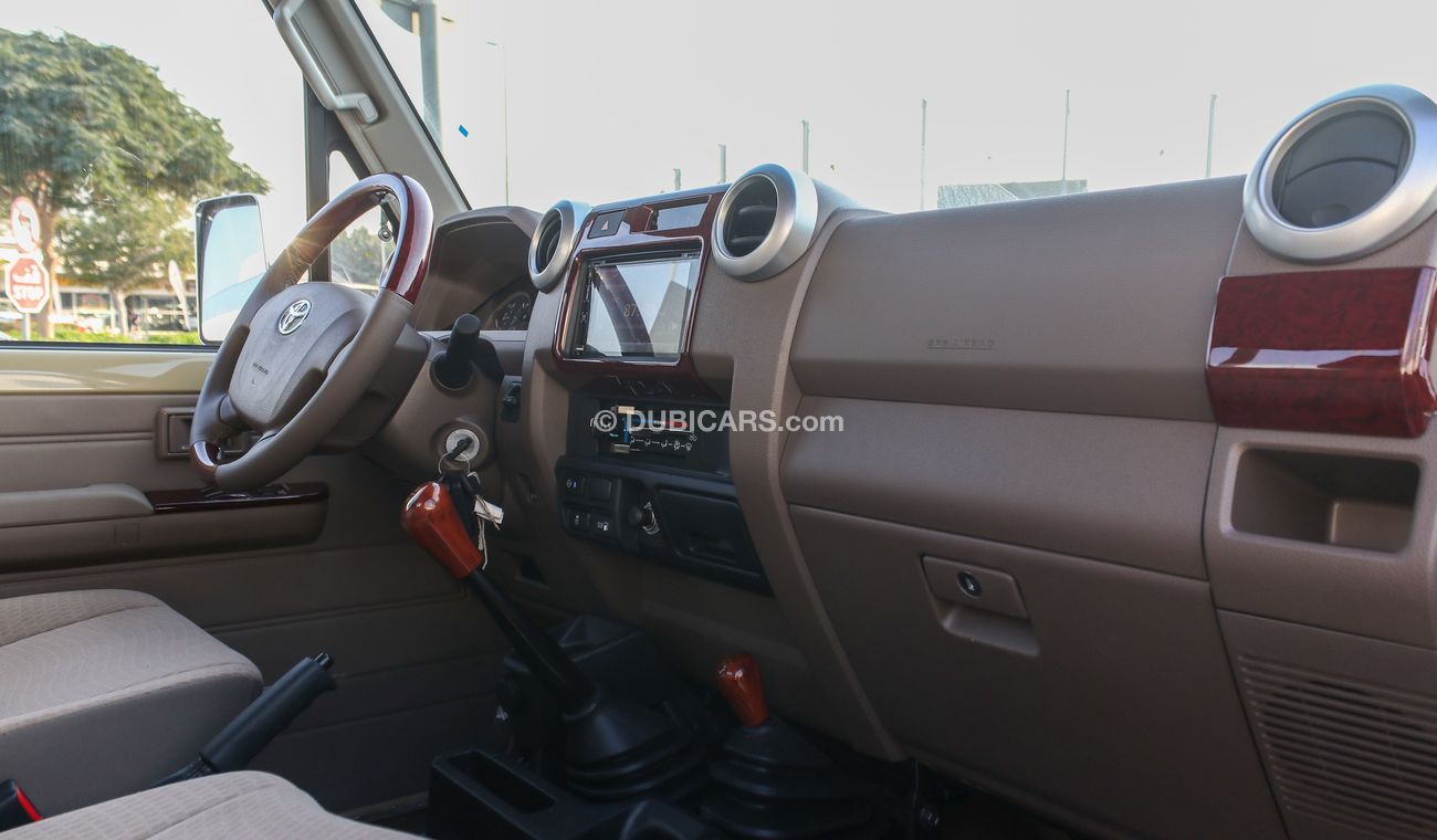 Toyota Land Cruiser Pick Up