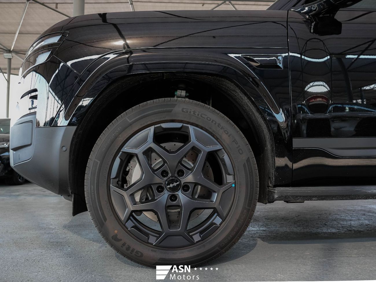 بي واي دي ليوبارد تيتانيوم 7 Ultra Edition Orange Interior 1.5 Plug-In Hybrid (Export Price)