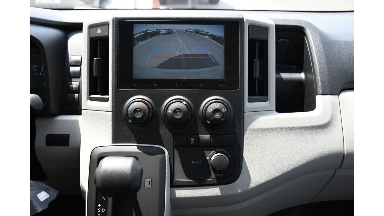 Toyota Hiace 3.5L AUTOMATIC 3 Point  Seats Belt