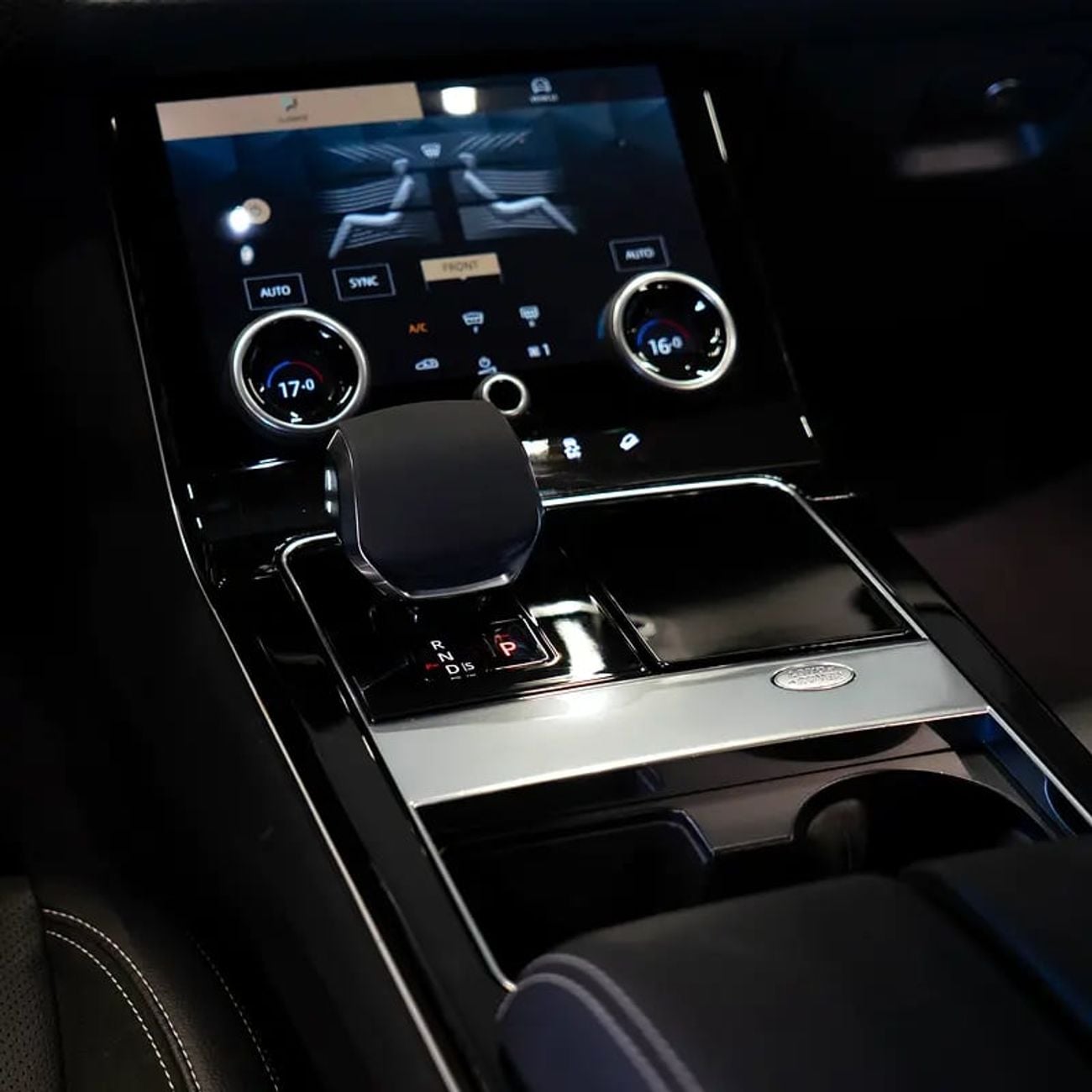 Land Rover Range Rover Velar 3,161 pm • 0% Downpayment • P250 S • 1 Year Warranty