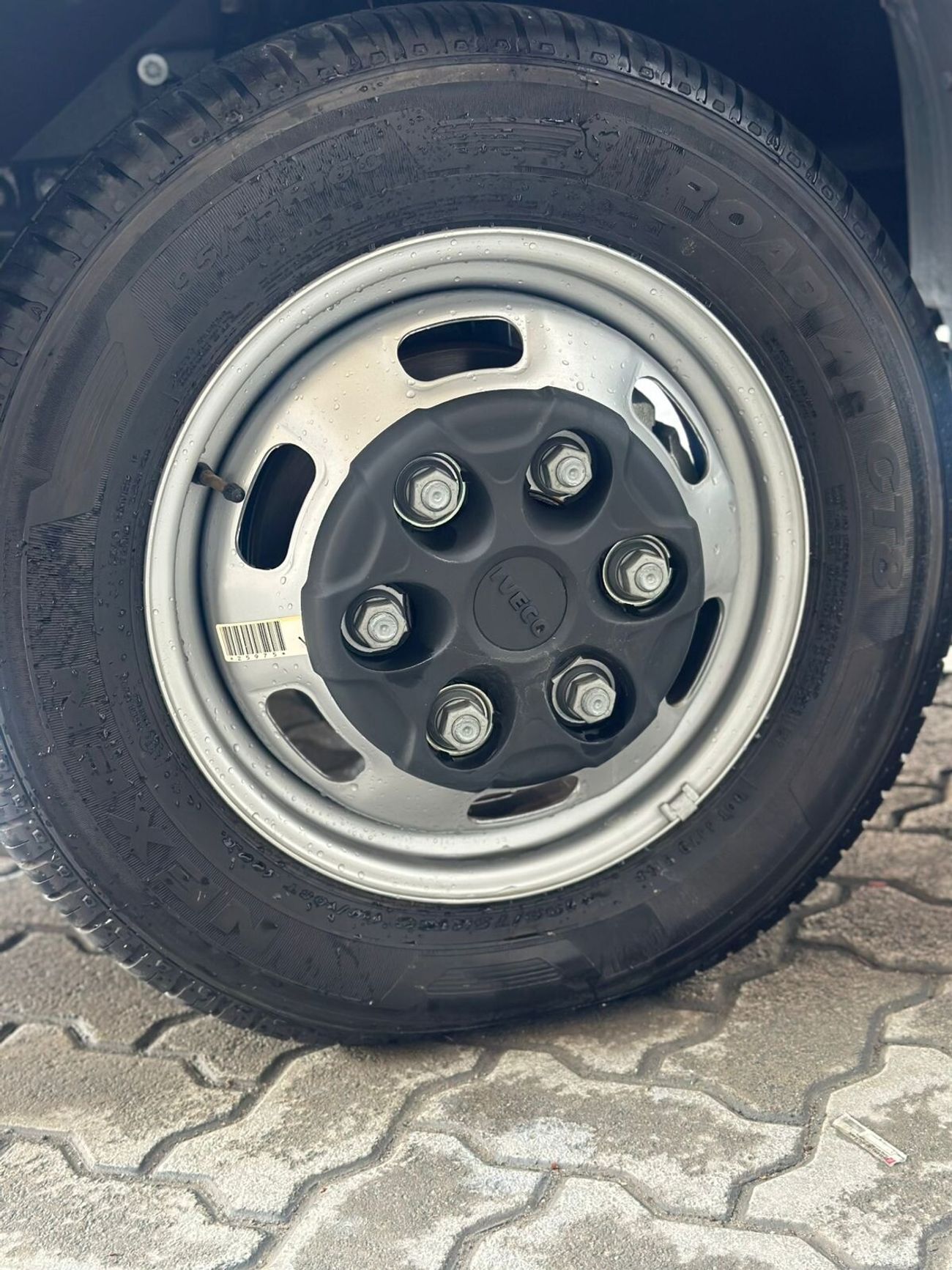 Iveco Daily 4 stroke Diesel Engine, watercooled, turbocharged with intercooler 146 HP @ 3000 ~3500 Rpm –EIV