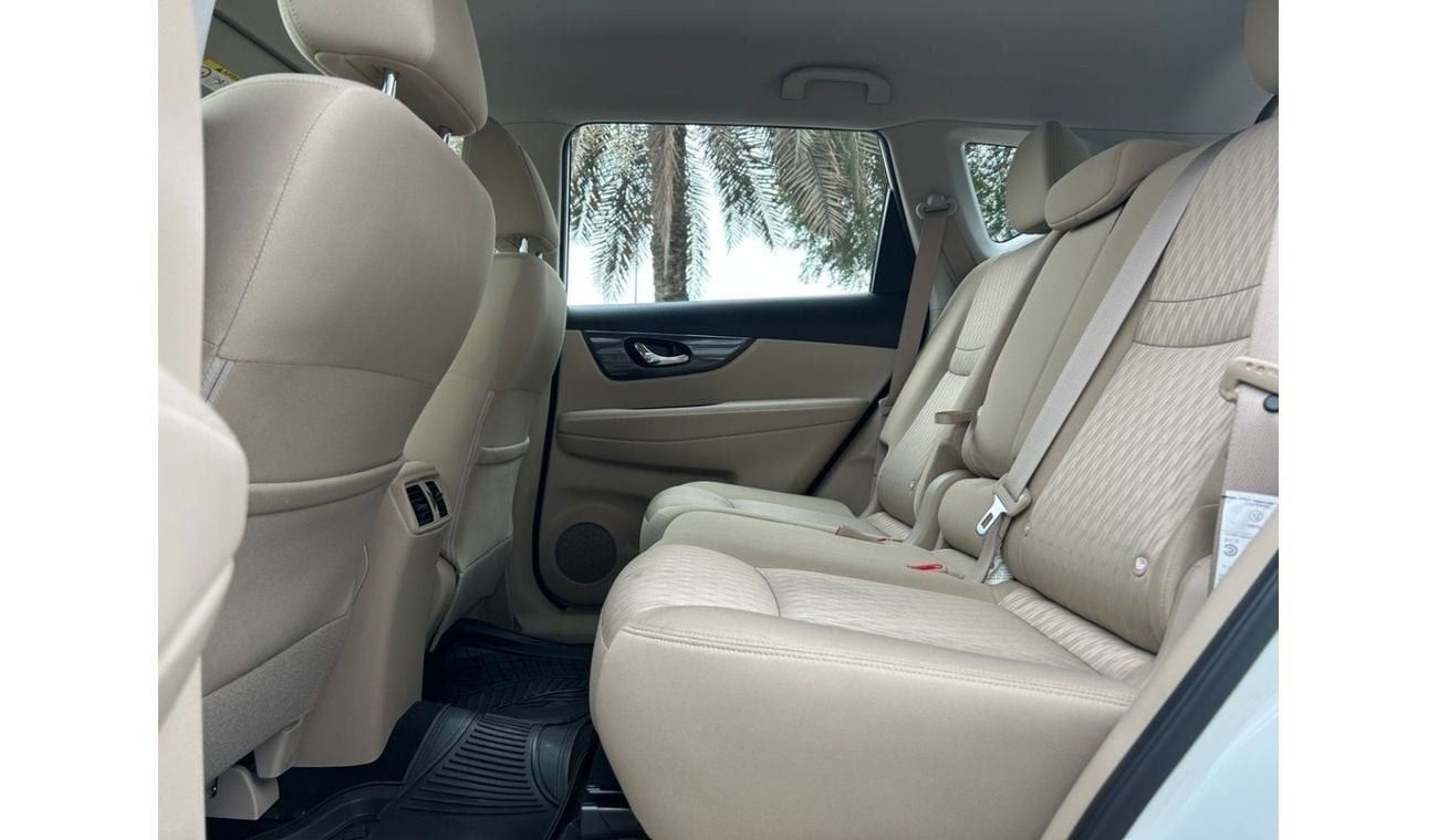 نيسان إكس تريل S 2.5L (169 HP) FWD (5 Seater) NISSAN X-TRAIL 2022 GCC LOW MILEAGE WITH AGENCY WARRANTY & SERVICE CO