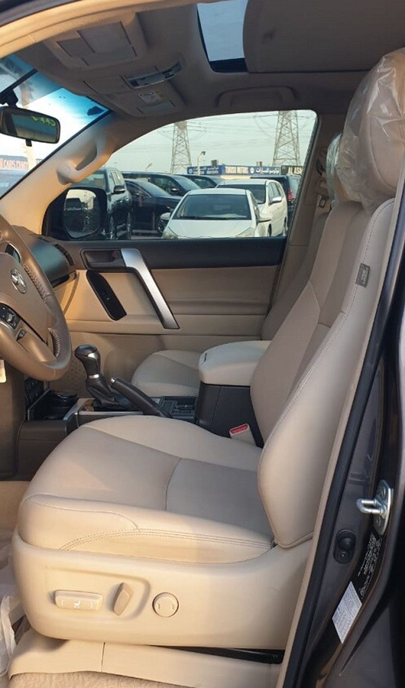 تويوتا برادو 4.0L V6 4WD PETROL (USED)