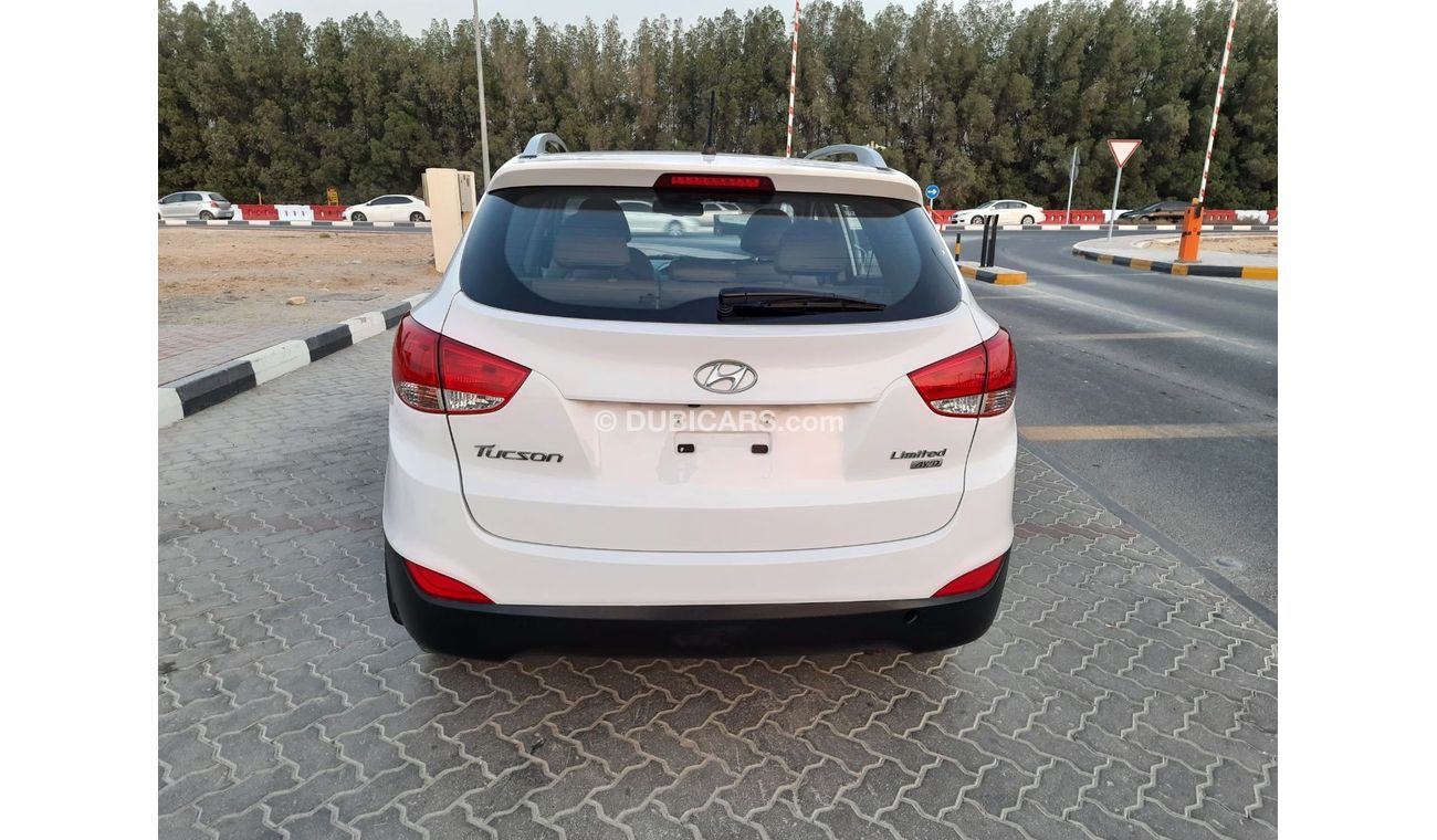 هيونداي توسون هيونداي توسان 2014  خليجية بانوراما بحالة ممتازة للبيع