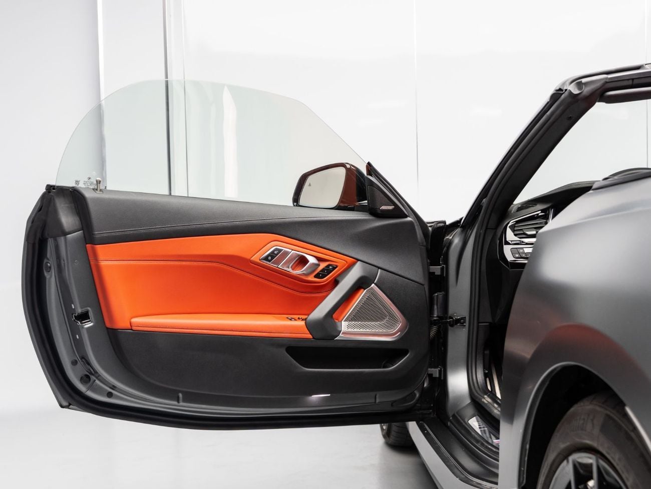 BMW Z4 BUY NOW, PAY 2027 | THE BLACKLINE STANDARD |  2030 Warranty + Service, GCC, Low KM's