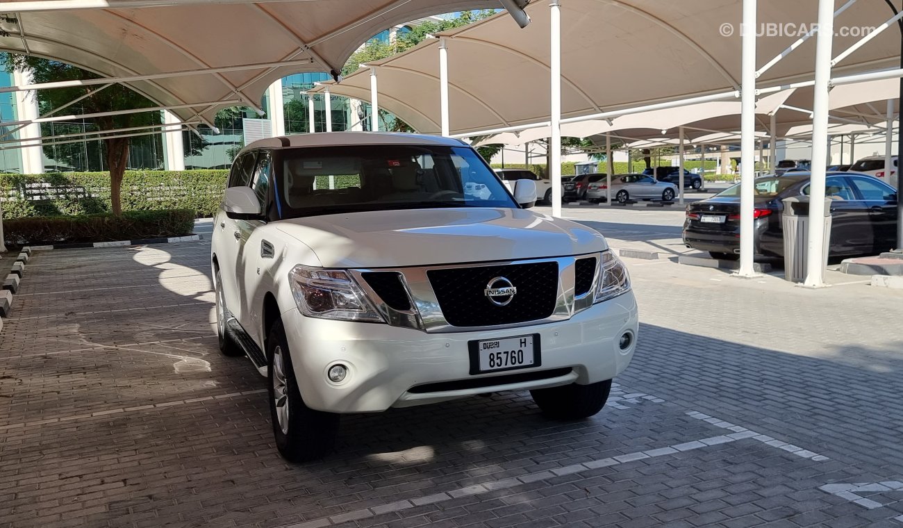 Nissan Patrol SE V8