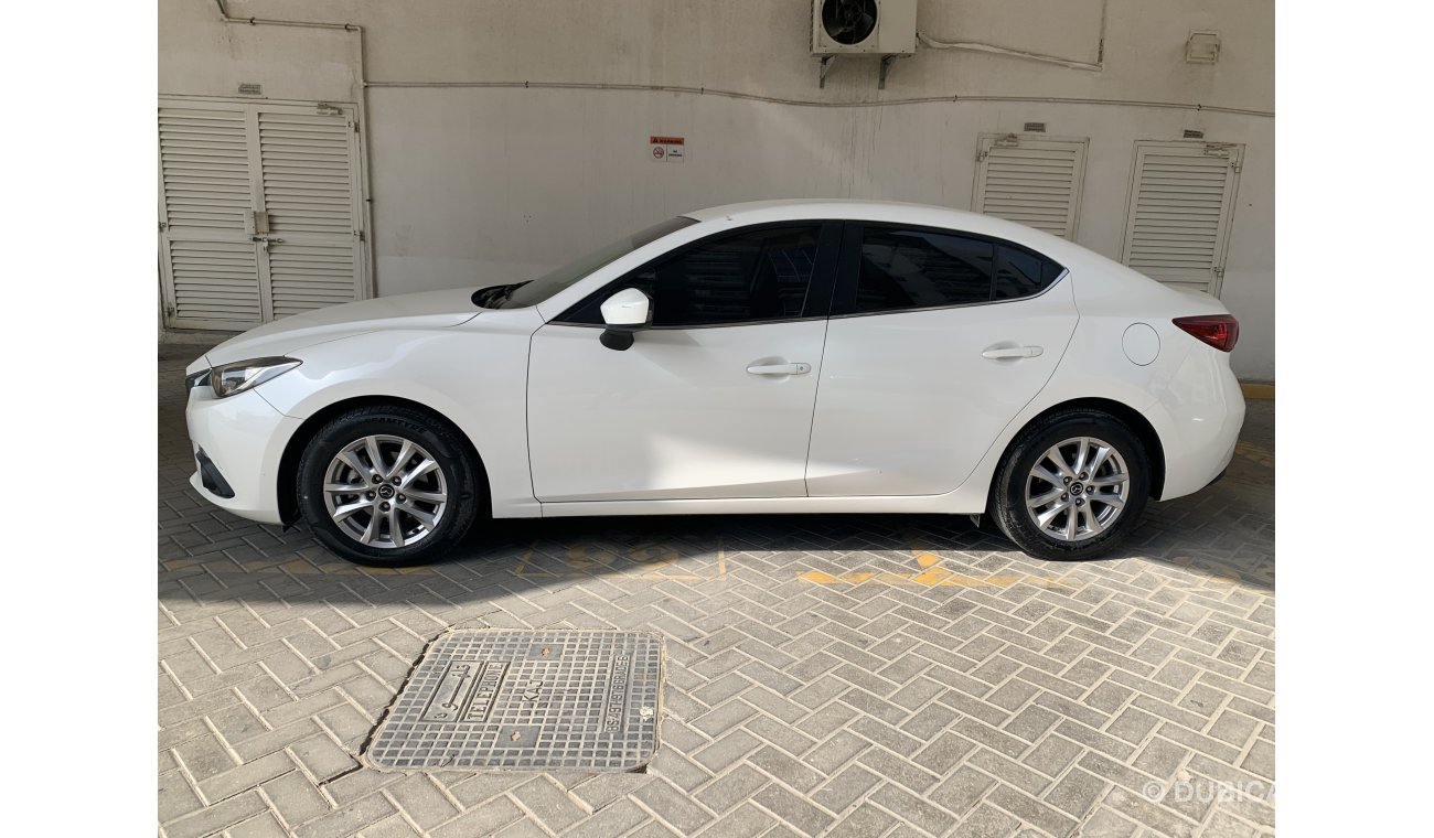 Mazda 3 Mid Option