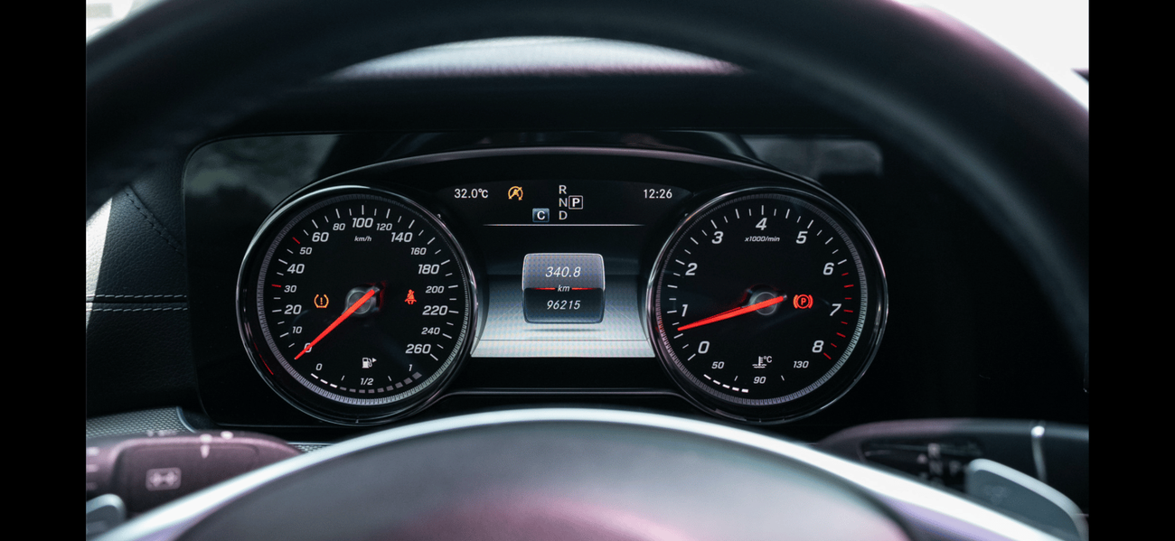 مرسيدس بنز E200 STANDARD