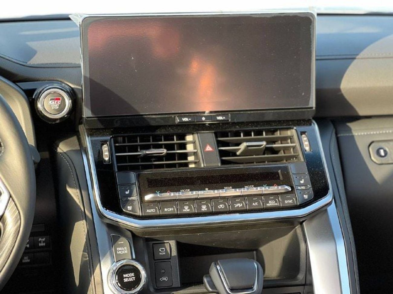 تويوتا لاند كروزر GR-S 3.5L HEV A/T // 2025 // FULL OPTION WITH RADAR , 360 CAMERA , JBL SOUND SYSTEM // SPECIAL OFFER