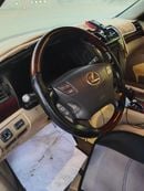 Lexus LS460