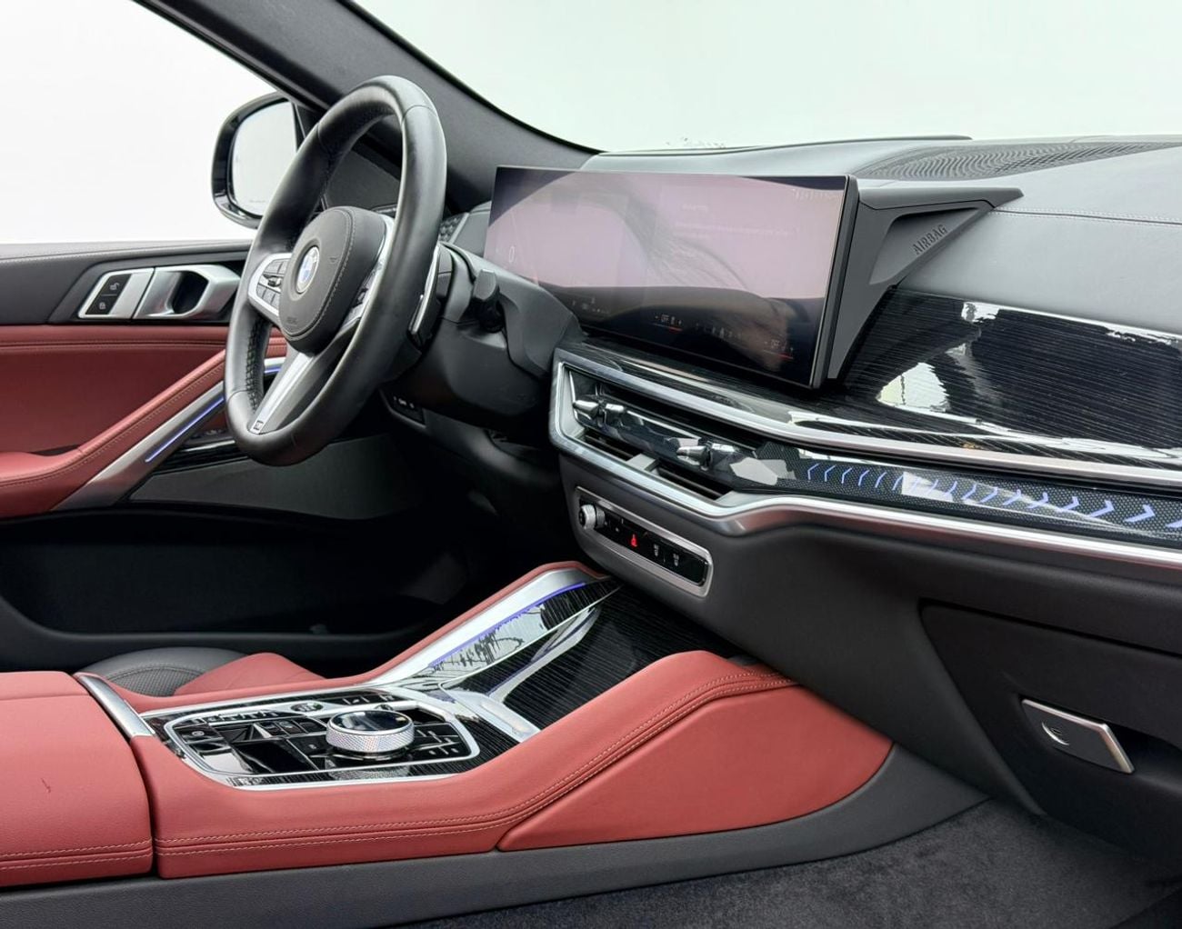 BMW X6 2025 BMW X6 xDrive40i M-Sport PRO, 2029 BMW Warranty + Service Pack, Very Low Km, Fully Loaded, GCC