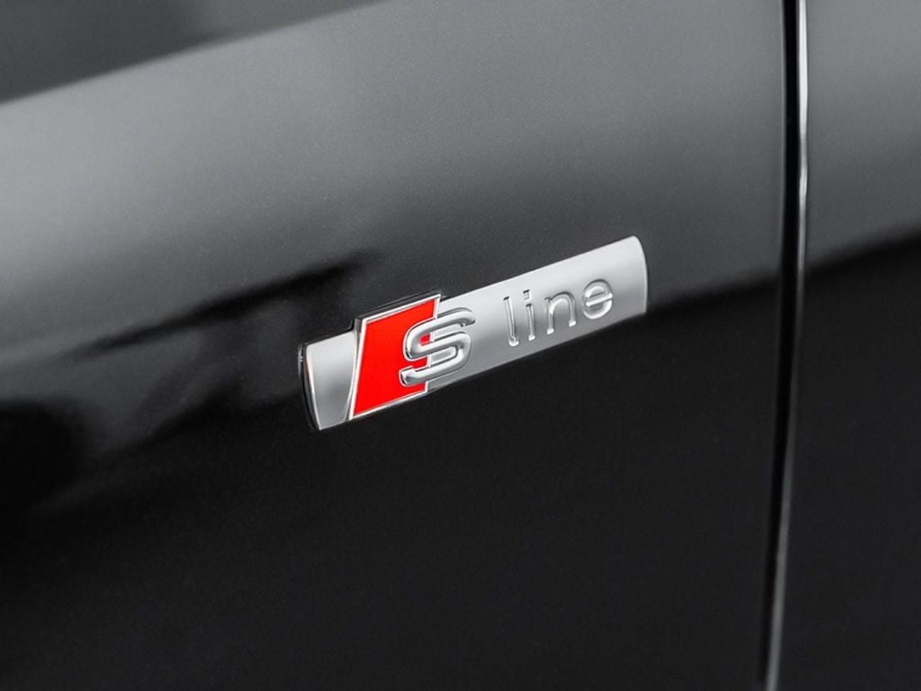 Audi A4 40TFSI S-Line 2.0L