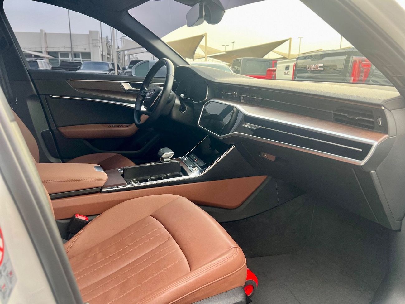 أودي A6 45 TFSI S-Line 2.0L