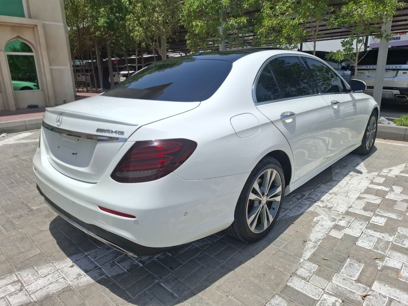 مرسيدس بنز E300 AMG E300 2017
