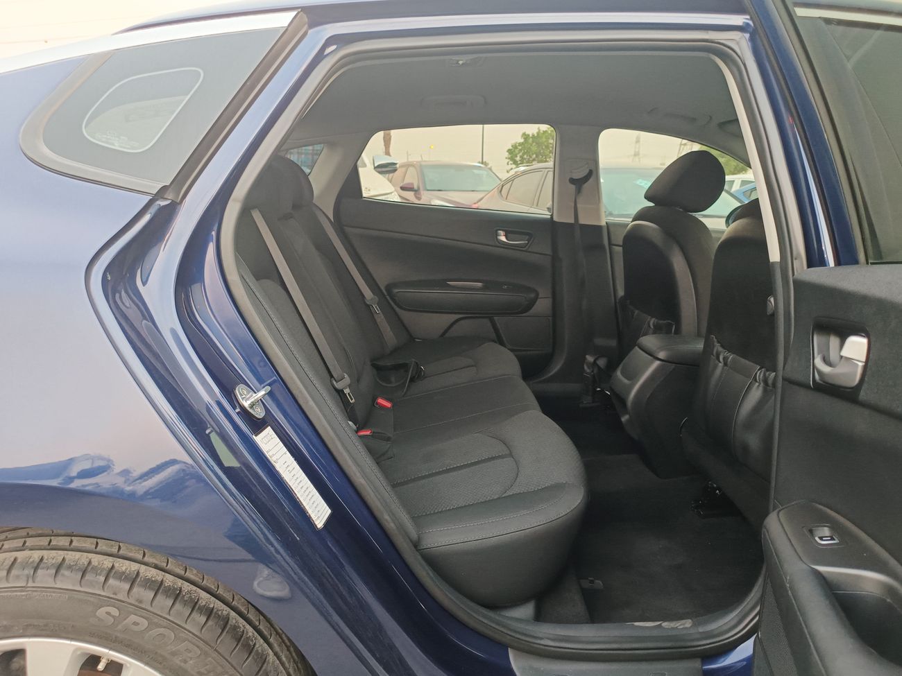 Kia Optima 2.4L Petrol, Rear Camera / Rear A/C (LOT # 46738)