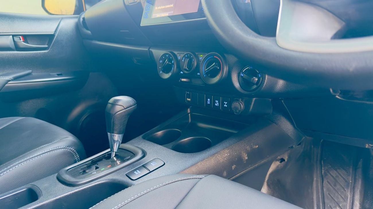 Toyota Hilux OFF-ROAD MODIFIED | HEAVY BULL BAR | AT | RHINO ROOF RACK | BOOT COVER