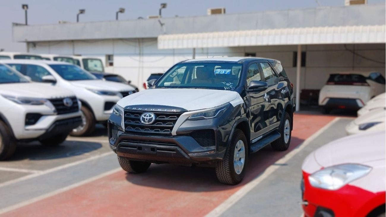 Toyota Fortuner Toyota Fortuner 2.4L Diesel GCC MID 2025YM