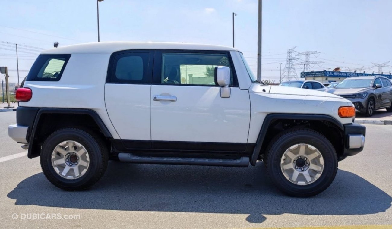 تويوتا إف جي كروزر FJ cruiser