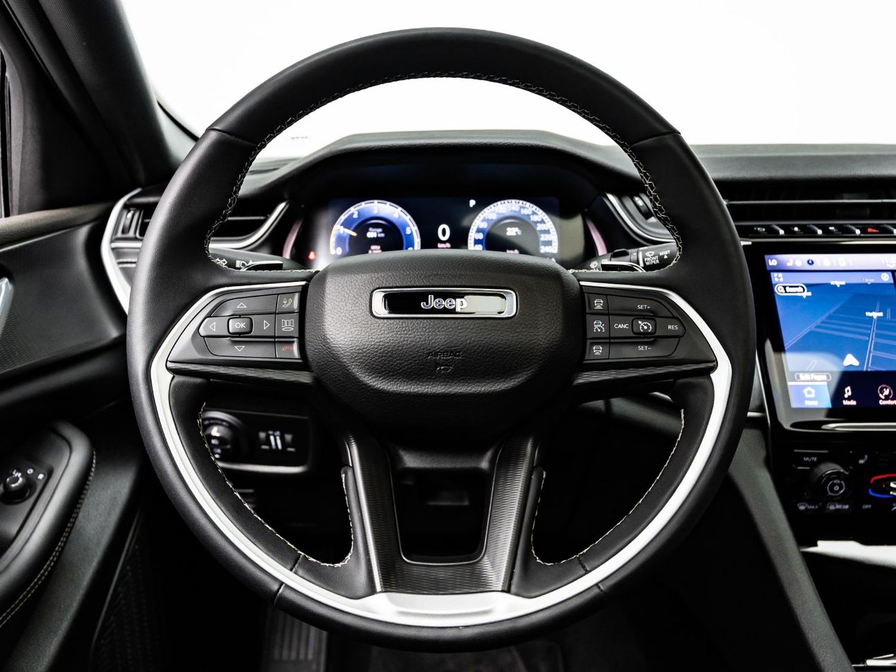 جيب جراند شيروكي Altitude 3.6L