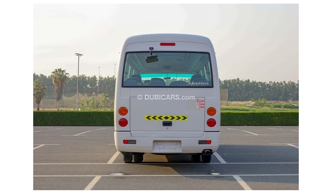 ميتسوبيشي روزا 2019 | Long Body 26 Seater | Manual Transmission - Diesel | GCC - Book Now