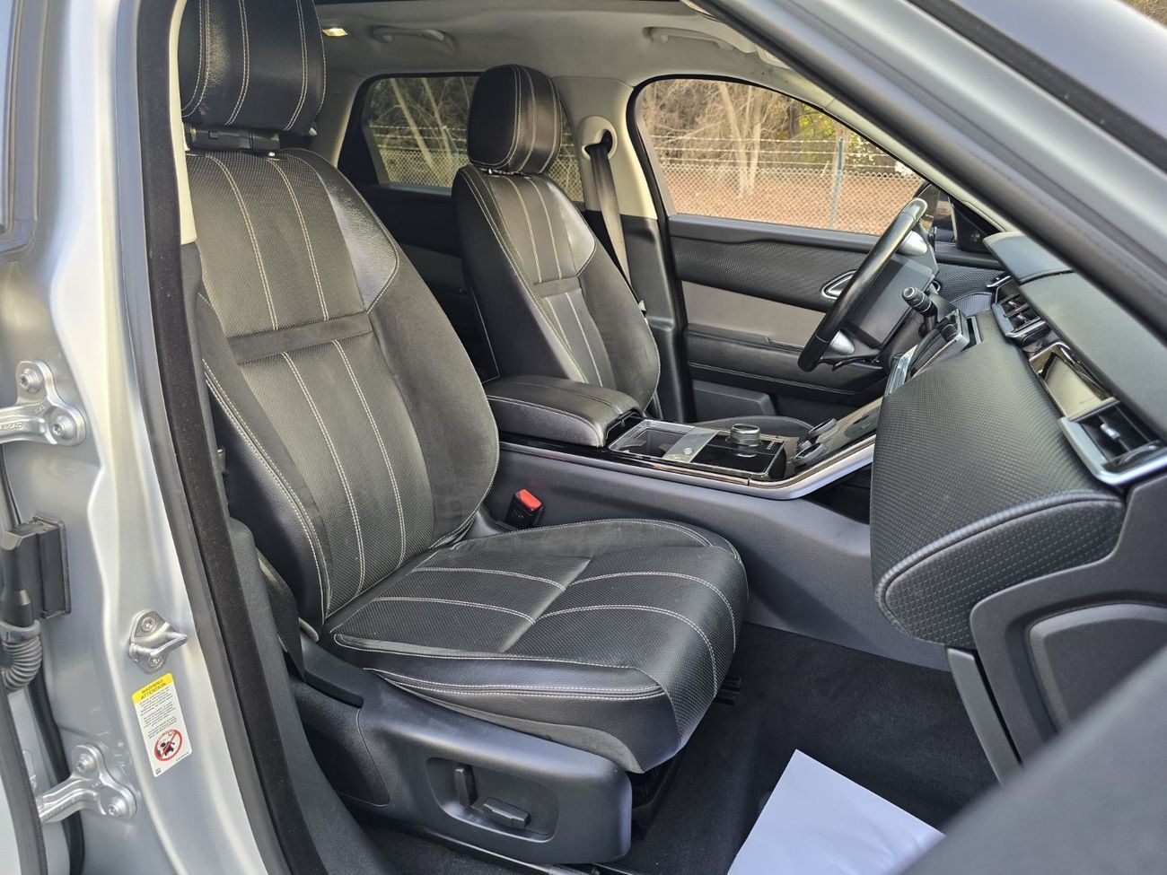 لاند روفر رينج روفر فيلار P380 R-Dynamic 3.0L