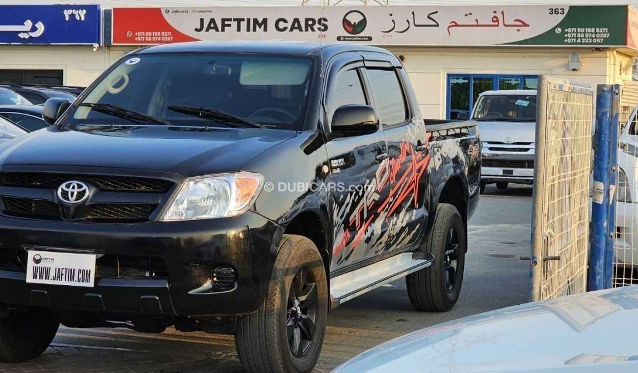 Toyota Hilux 2.5L DIESEL | MANUAL TRANSMISSION  LEFT-HAND-DRIVE | ALLOY WHEELS | LEATHER SEATS