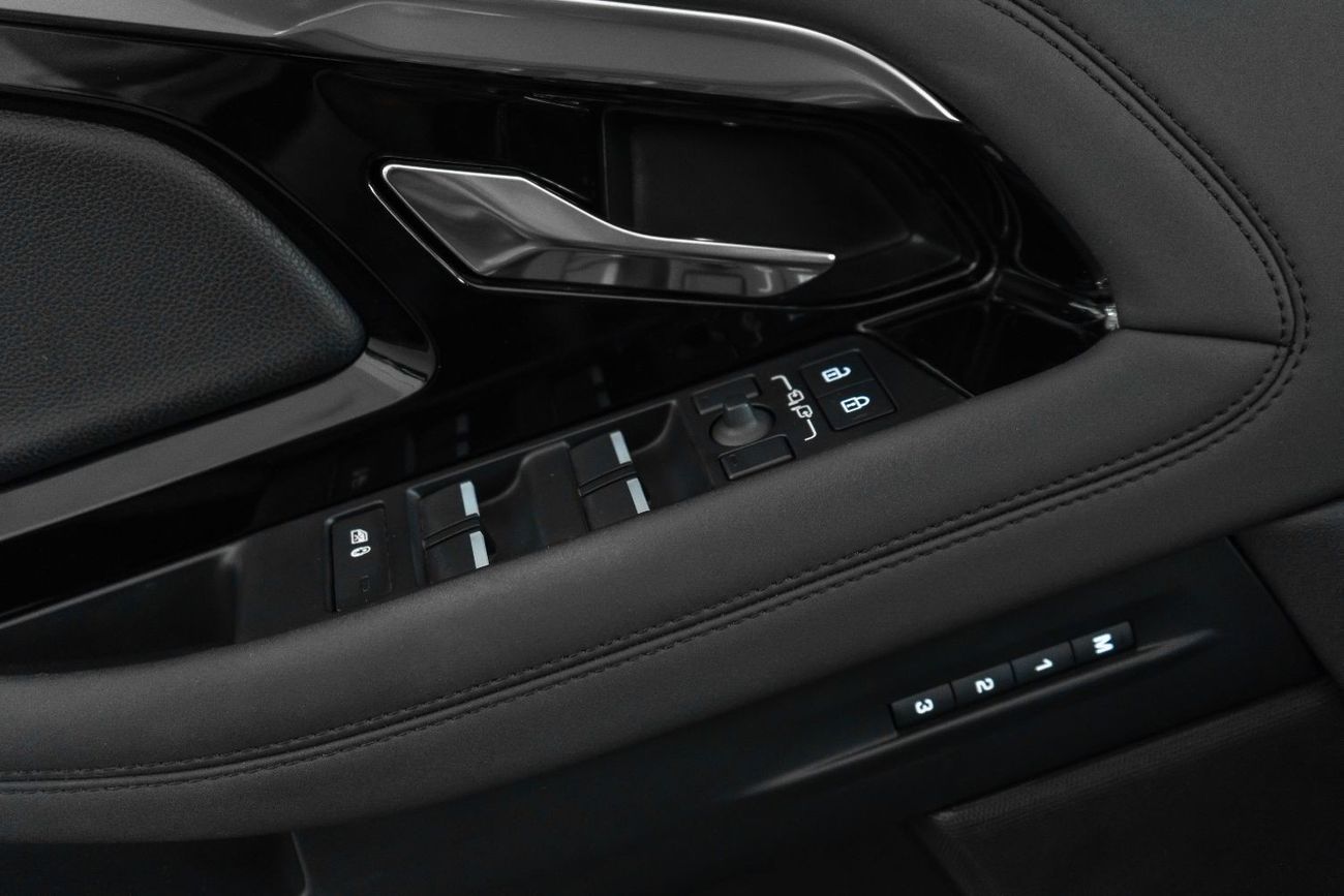 Land Rover Range Rover Evoque 2023 Range Rover Evoque R-Dynamic SE / Al Tayer Warranty & Service Contract