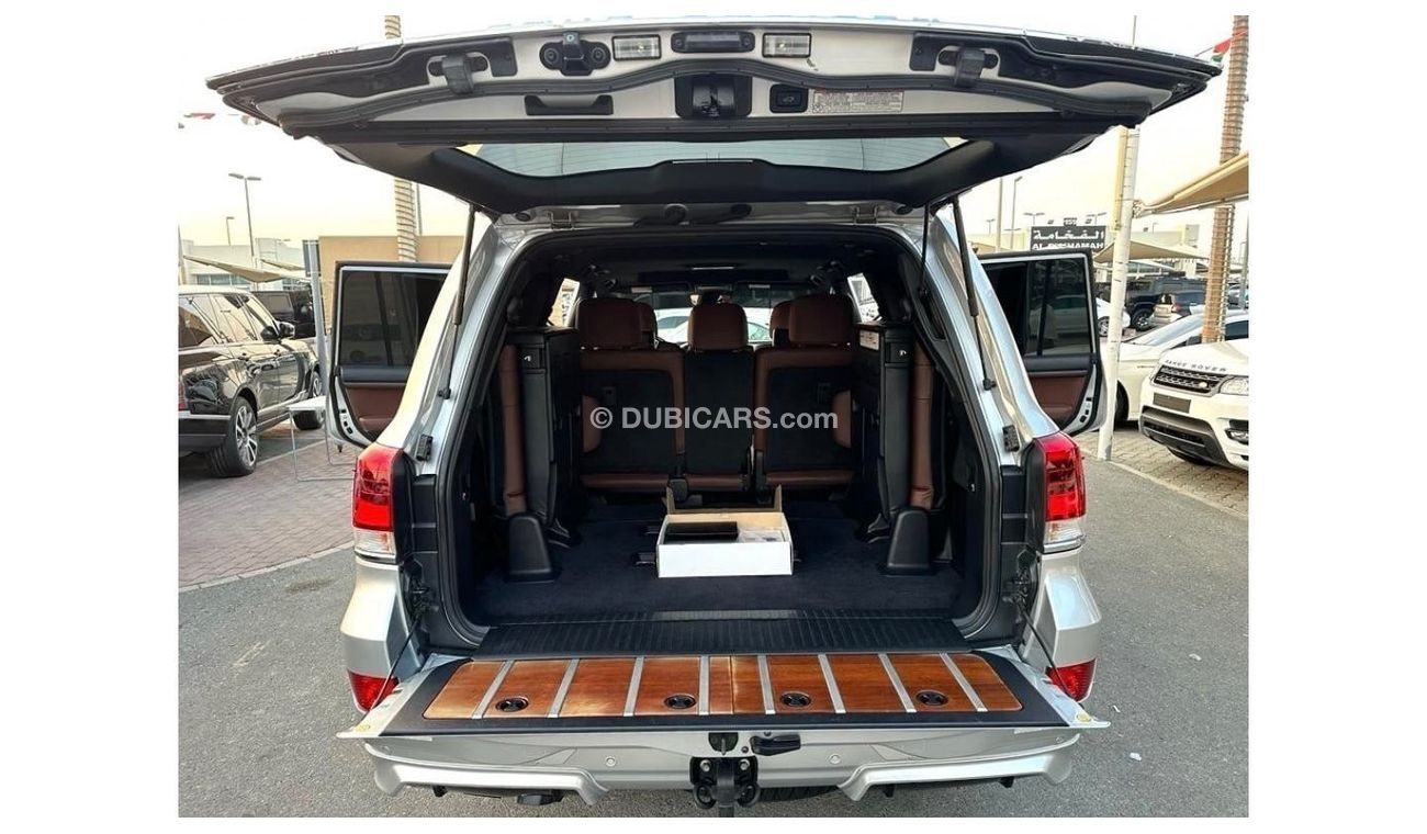 Toyota Land Cruiser VXR