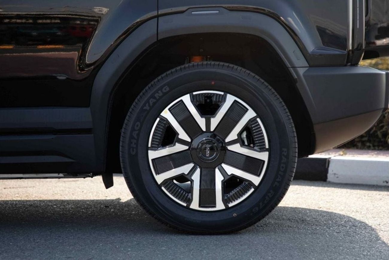 Chery iCar 03 2024 ICAR EQ3 V3 High Performance 4WD - Black inside Green | Export price